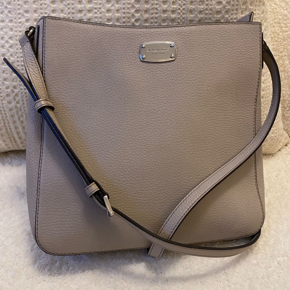 Michael Kors Crossbody Stone